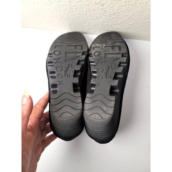 Fly London Black Suede Ankle Booties Women's Size 40 Side Zipper - Picture 8 of 13